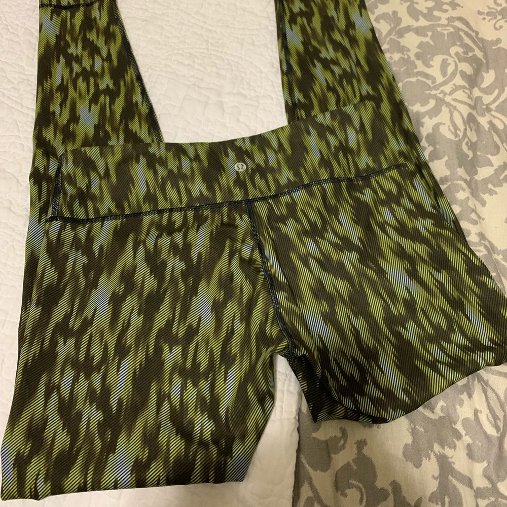 Lululemon leggings